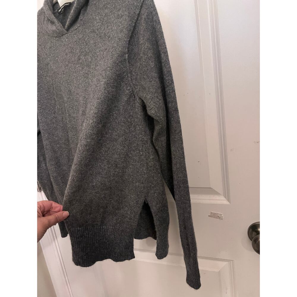 James Perse Cashmere Lotus Flower graphic Knit Hoodie Sweater Women's 2 / M Gray - Picture 7 of 7
